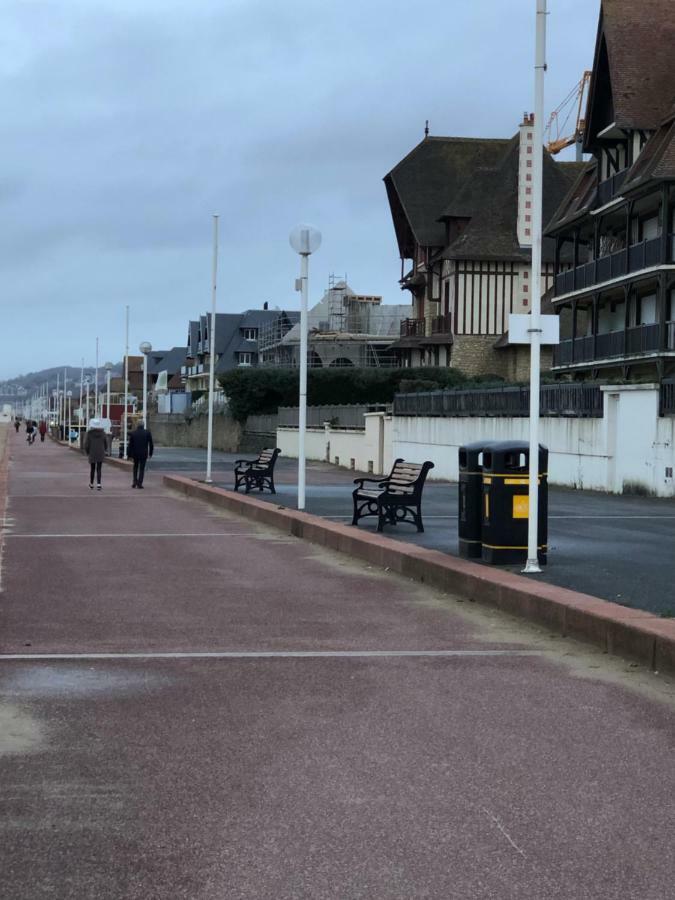 La Digue 45 Rue Des Lais De Mer Bénerville-sur-Mer Eksteriør billede